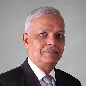 Lt Gen (Dr) R S Panwar